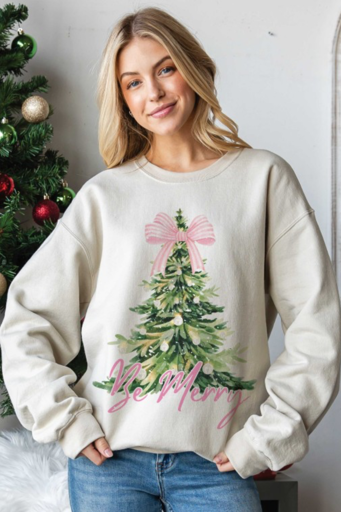 BE MERRY CHRISTMAS GRAPHIC SWEATSHIRT