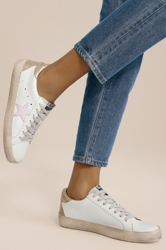 STAR ACCENTED LEATHER SNEAKERS